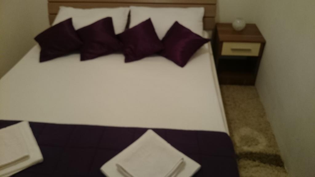 זאוסטרוג Apartments Rotim חדר תמונה